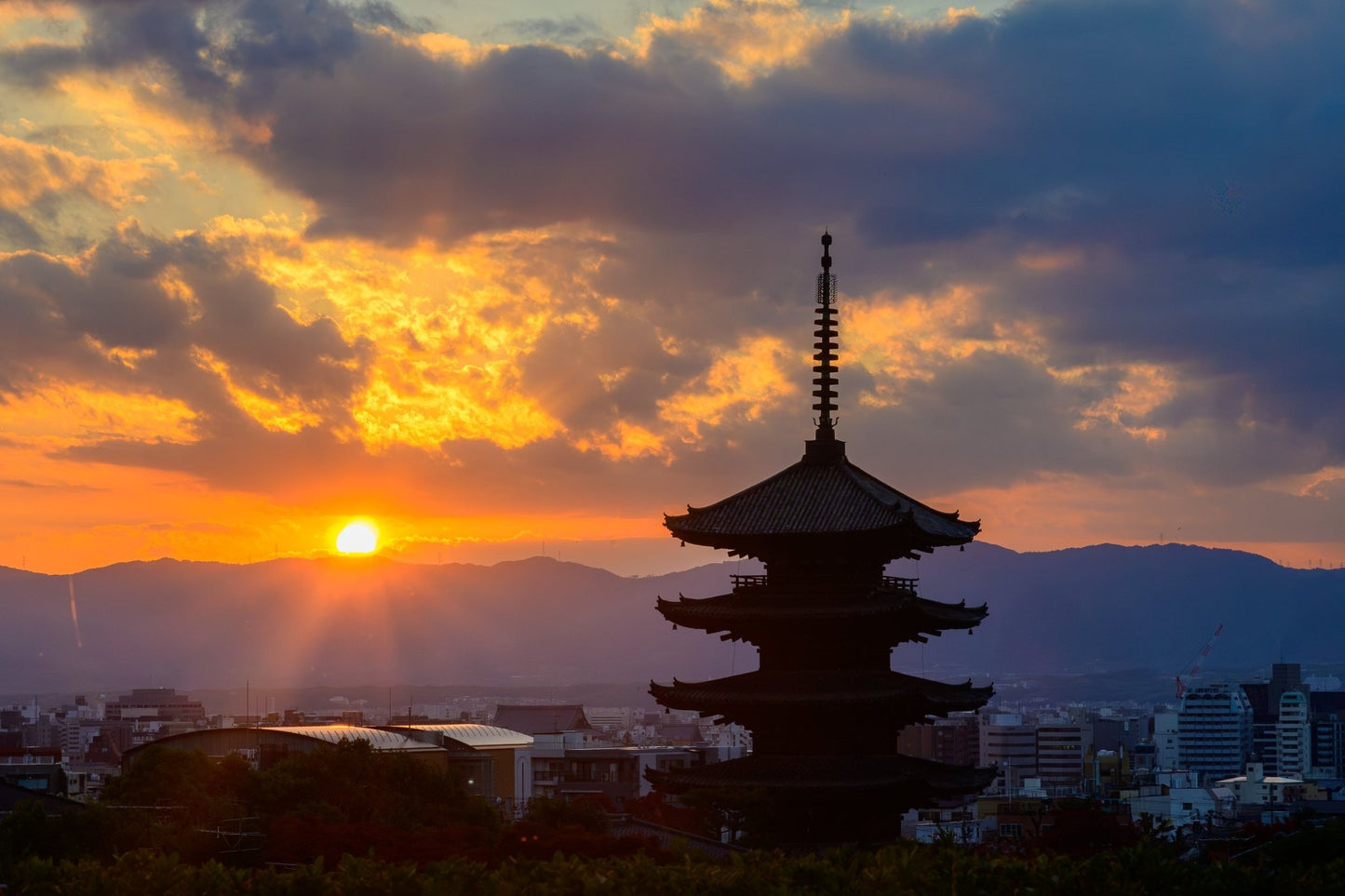 Last Light on Kyoto - Allie Richards Photography