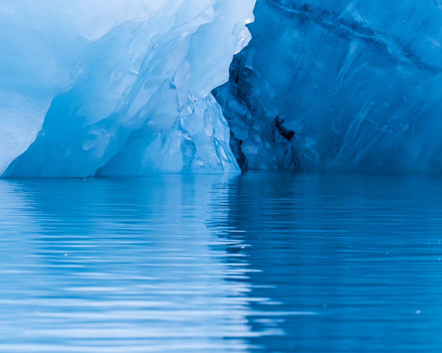 Shades of Blue, Jokulsarlon - Allie Richards Photography
