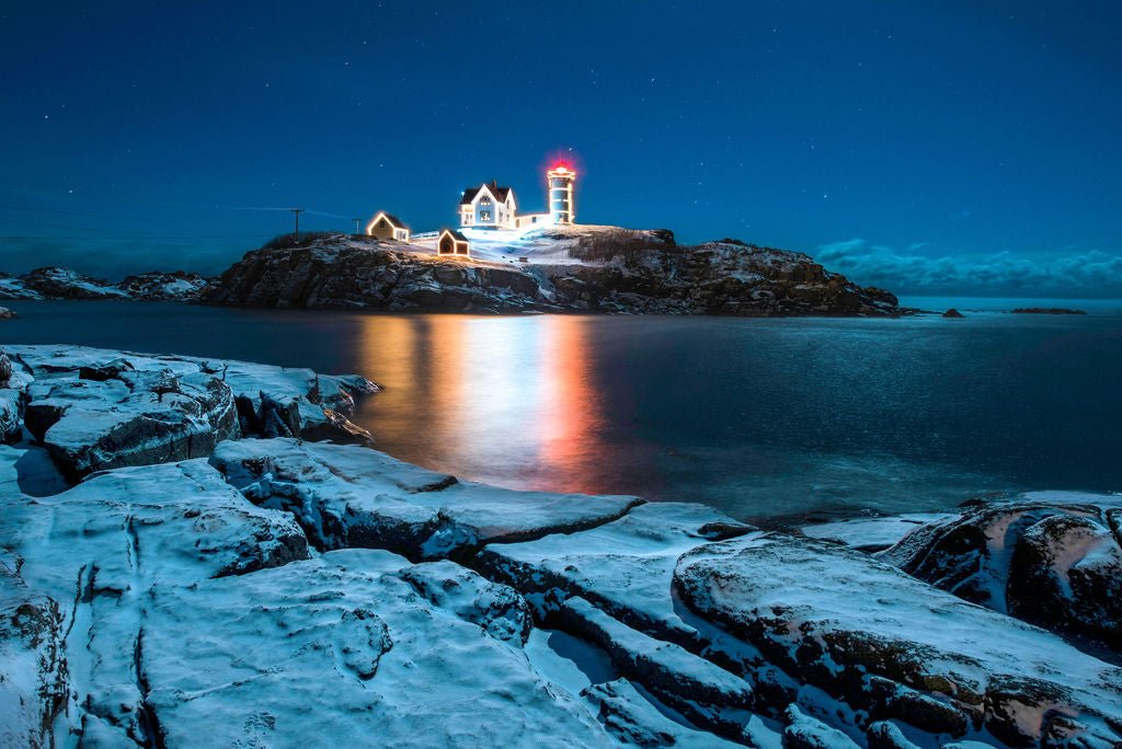 Nubble Winter - Allie Richards Photography