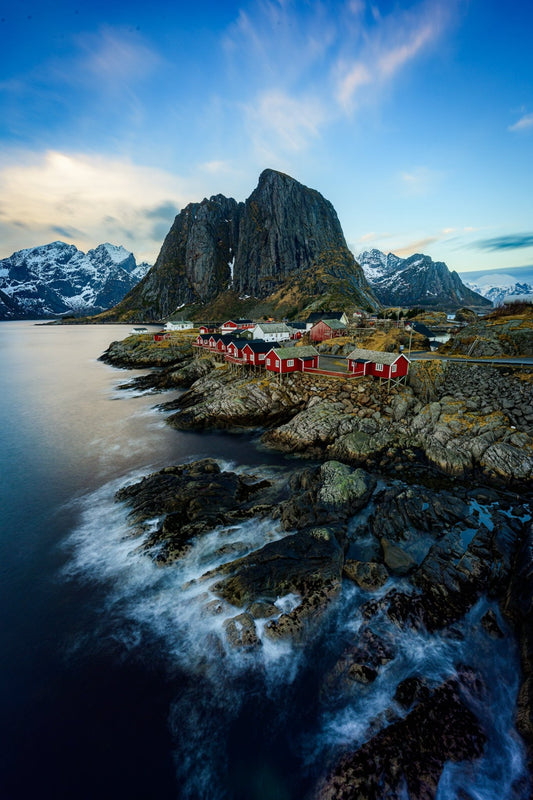 Daybreak in Hamnoy - Allie Richards Photography