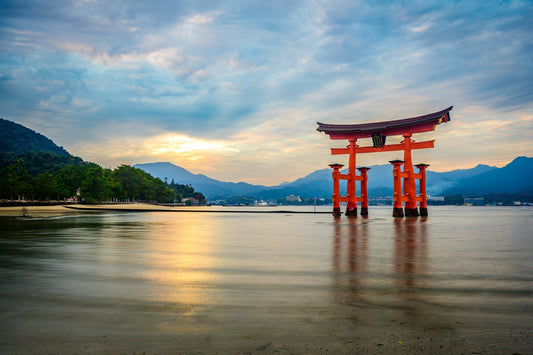 Itsukushima Jinja - Allie Richards Photography