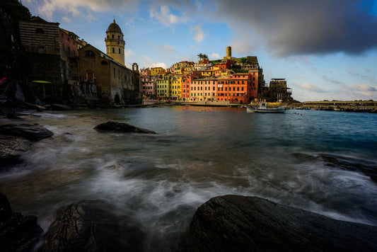 Morning in Vernazza - Allie Richards Photography