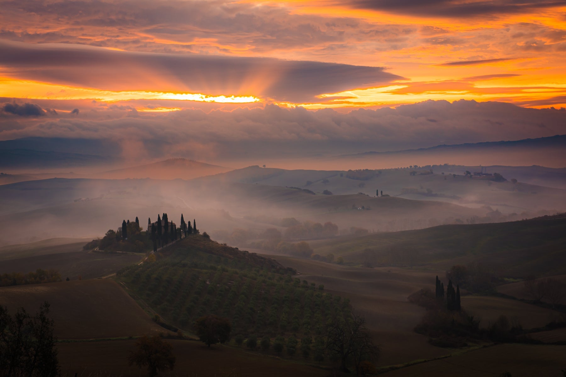 Sunrise in Tuscany - Allie Richards Photography