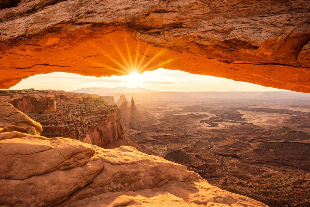 Sunrise at Mesa Arch - Allie Richards Photography